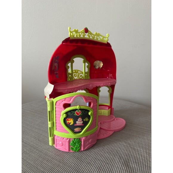 Strawberry Shortcake Bitty Berry Market Doll House Hasbro 2010 - Picture 6 of 8